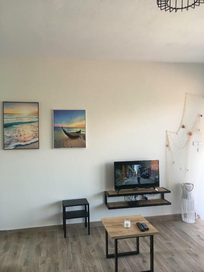 Apartmán Sunrise View Ofrínion Exteriér fotografie